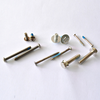 Falling resistant screw 1